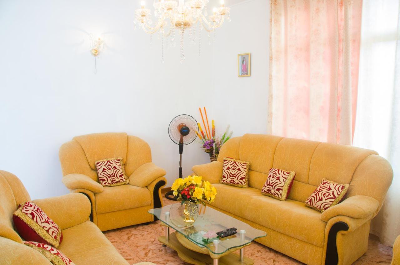 La Caverna House เชมิน เกนีเยร์ ภายนอก รูปภาพ